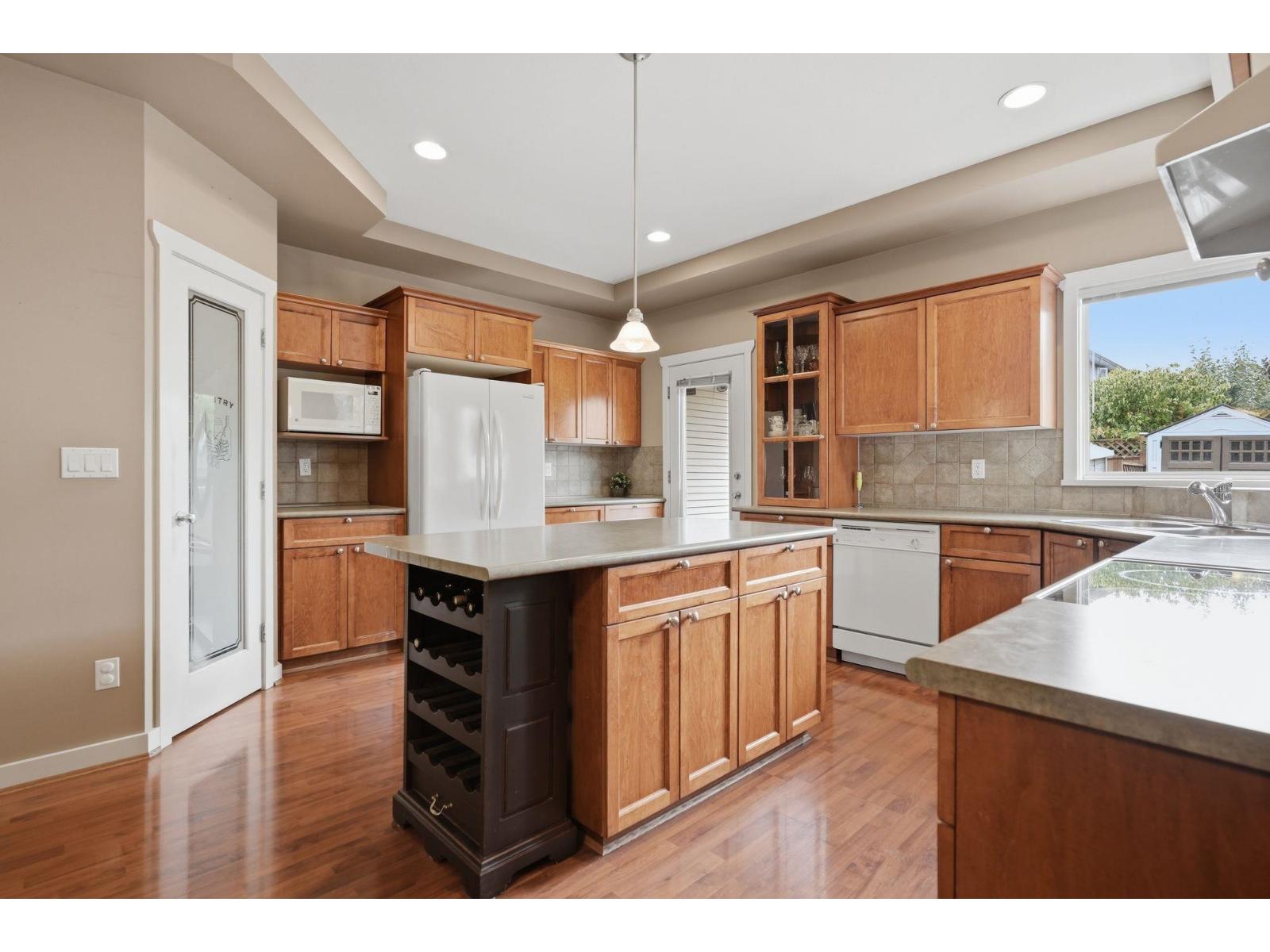 6888 189th Street, Surrey, British Columbia  V4N 5K1 - Photo 11 - R3155757