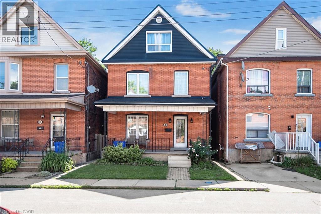 38 FAIRLEIGH Avenue N, Hamilton, Ontario
