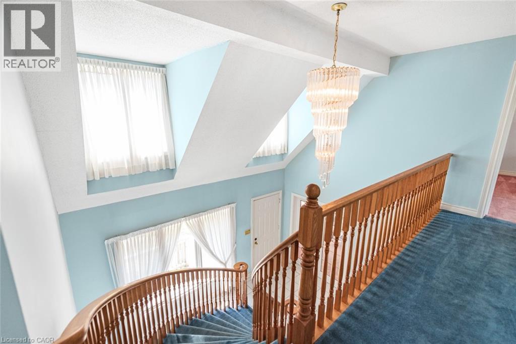 381 Kerman Avenue, Grimsby, Ontario  L3M 5C4 - Photo 22 - 40843653