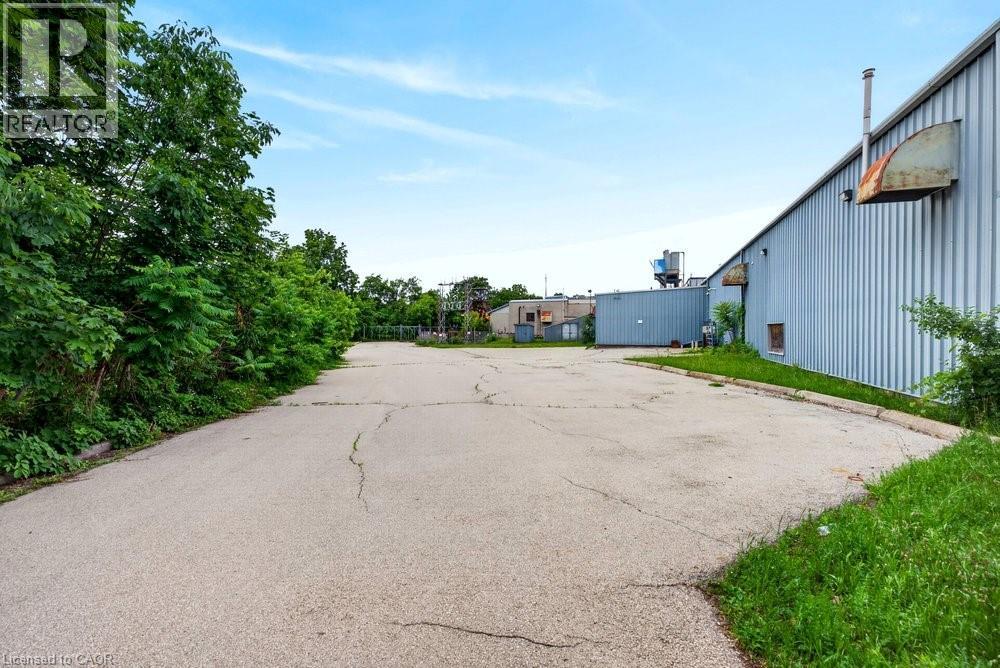 47 Head Street, Hamilton, Ontario  L9H 3H6 - Photo 18 - 40844269