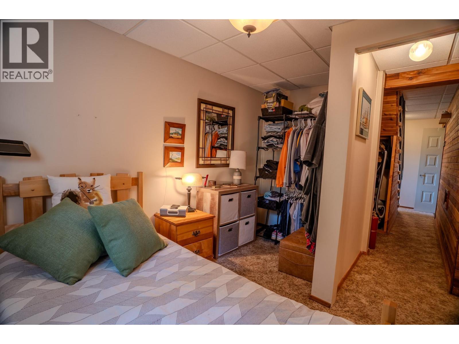 7496 Castle Heights, Anglemont, British Columbia  V0E 1M8 - Photo 28 - 10397900