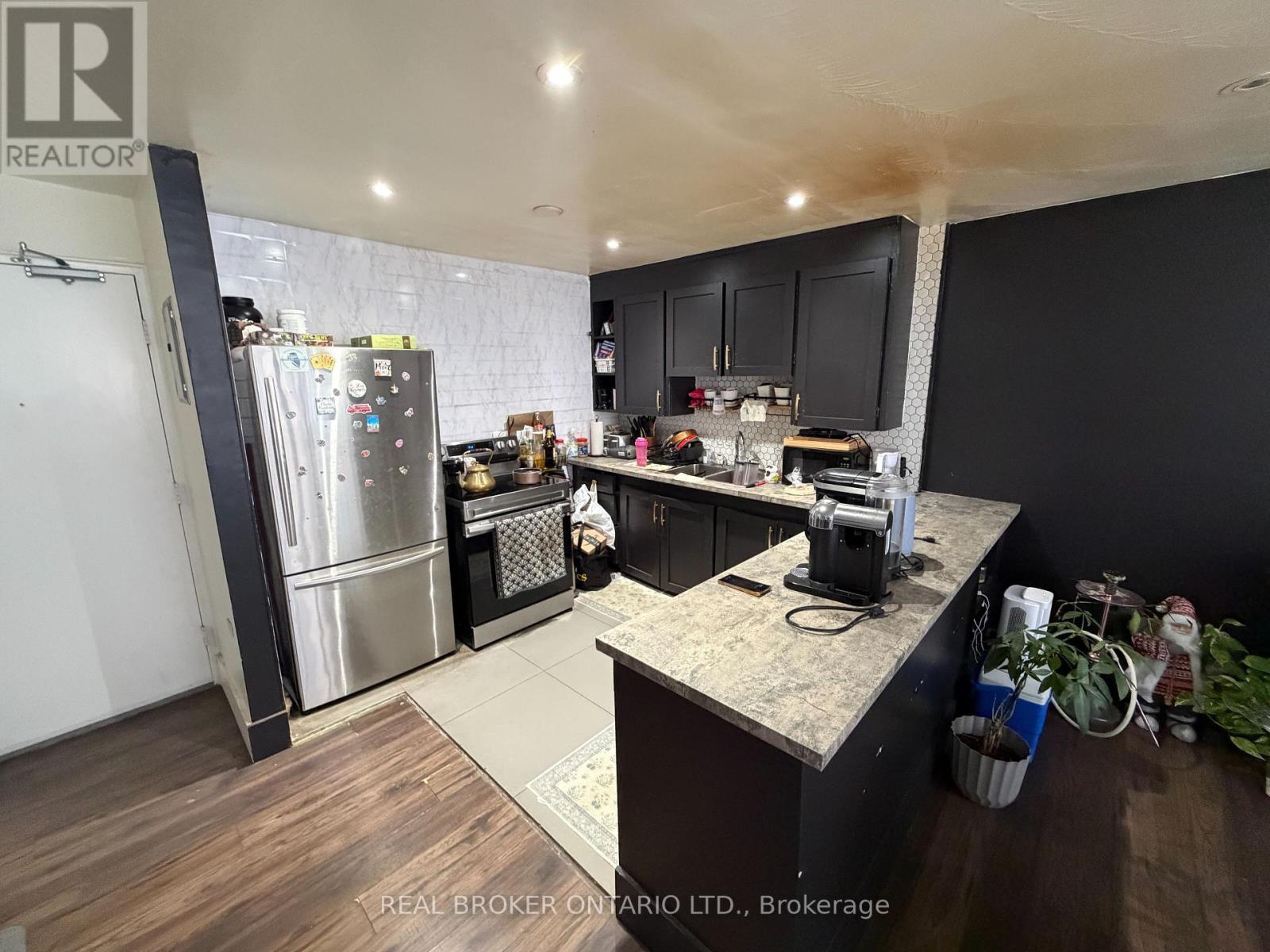 105 - 50 Benson Avenue, Richmond Hill, Ontario  L4C 4E6 - Photo 2 - N13679982