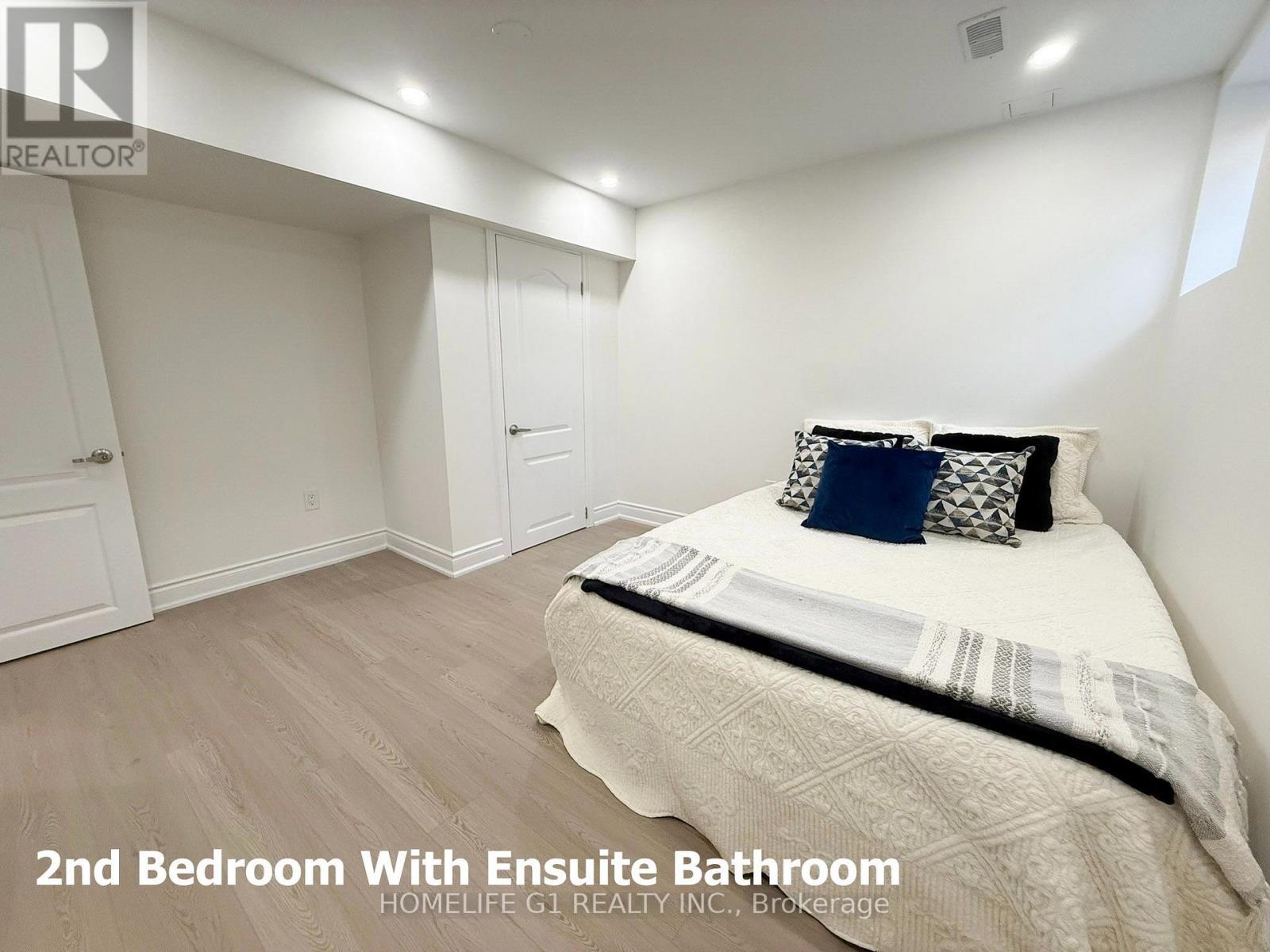 18 Donald Stewart Road, Brampton, Ontario  L7A 5J8 - Photo 10 - W13679986