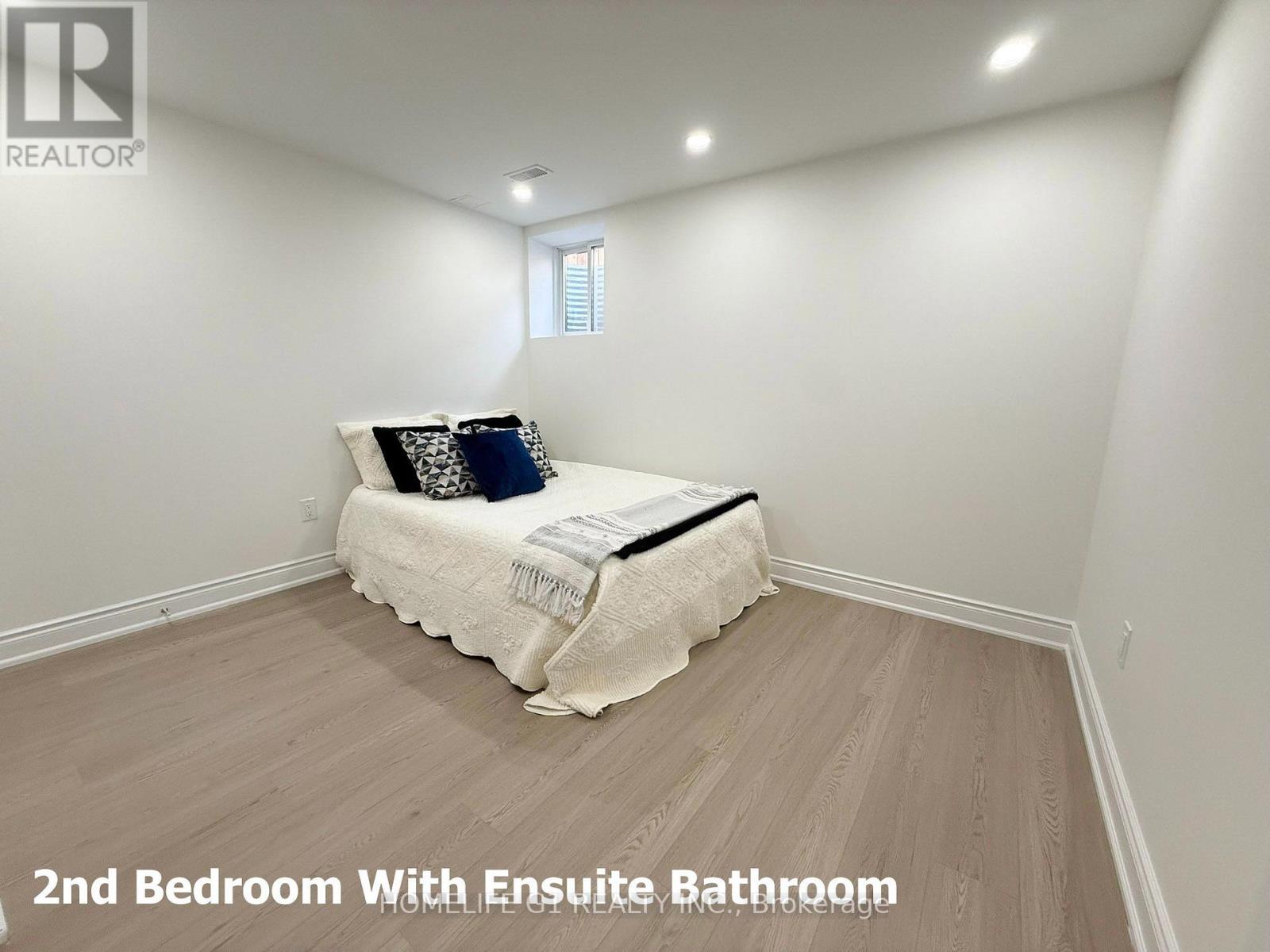 18 Donald Stewart Road, Brampton, Ontario  L7A 5J8 - Photo 12 - W13679986