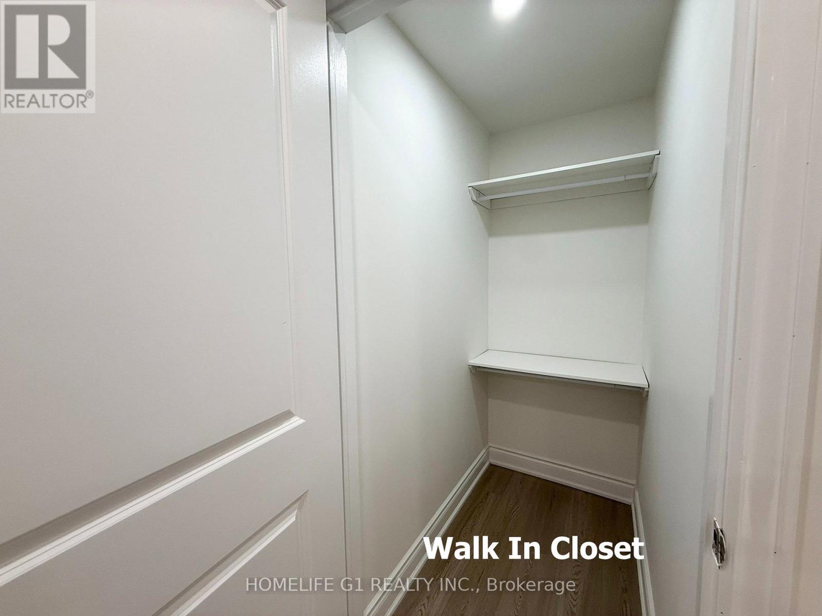 18 Donald Stewart Road, Brampton, Ontario  L7A 5J8 - Photo 9 - W13679986