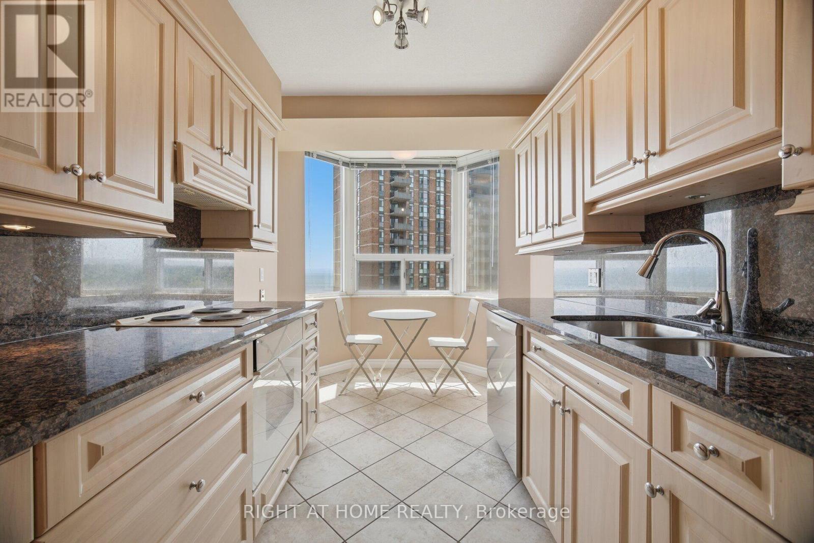 1104 - 5280 Lakeshore Road, Burlington, Ontario  L7L 5R1 - Photo 15 - W13680006