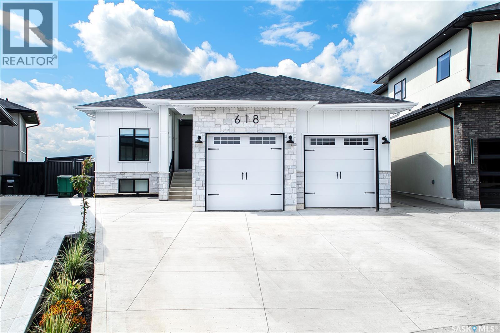 618 Nightingale Cove, Saskatoon, Saskatchewan  S7L 6X7 - Photo 1 - SK045718