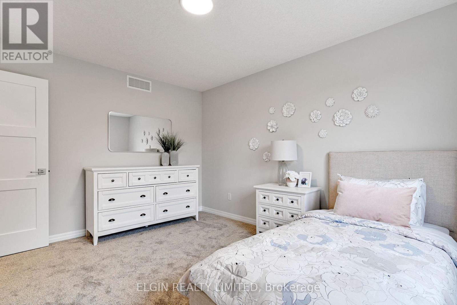 8 Columbus Court, Central Elgin, Ontario  N5P 0E5 - Photo 28 - X13209324