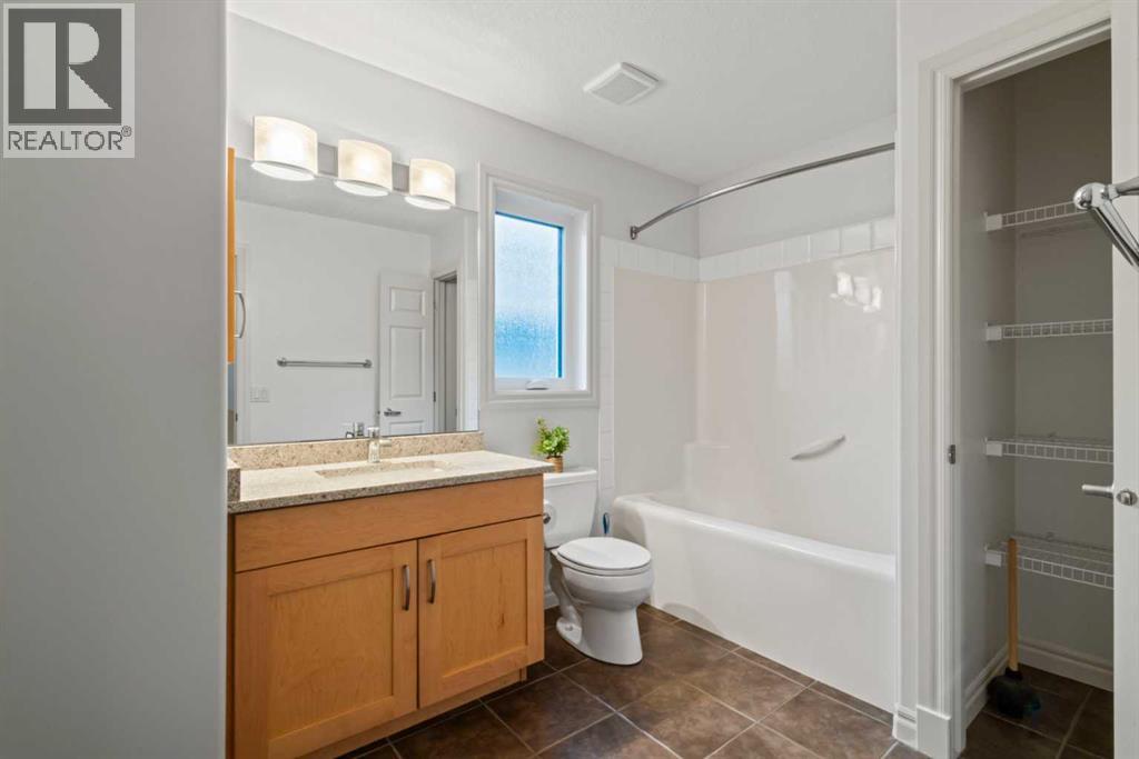 126 Chapman Close Se, Calgary, Alberta  T2X 3V7 - Photo 24 - A2336195