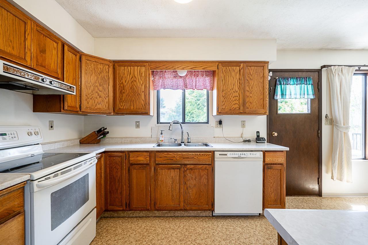11132 Pitman Place, Delta, British Columbia  V4C 7K7 - Photo 7 - R3146832