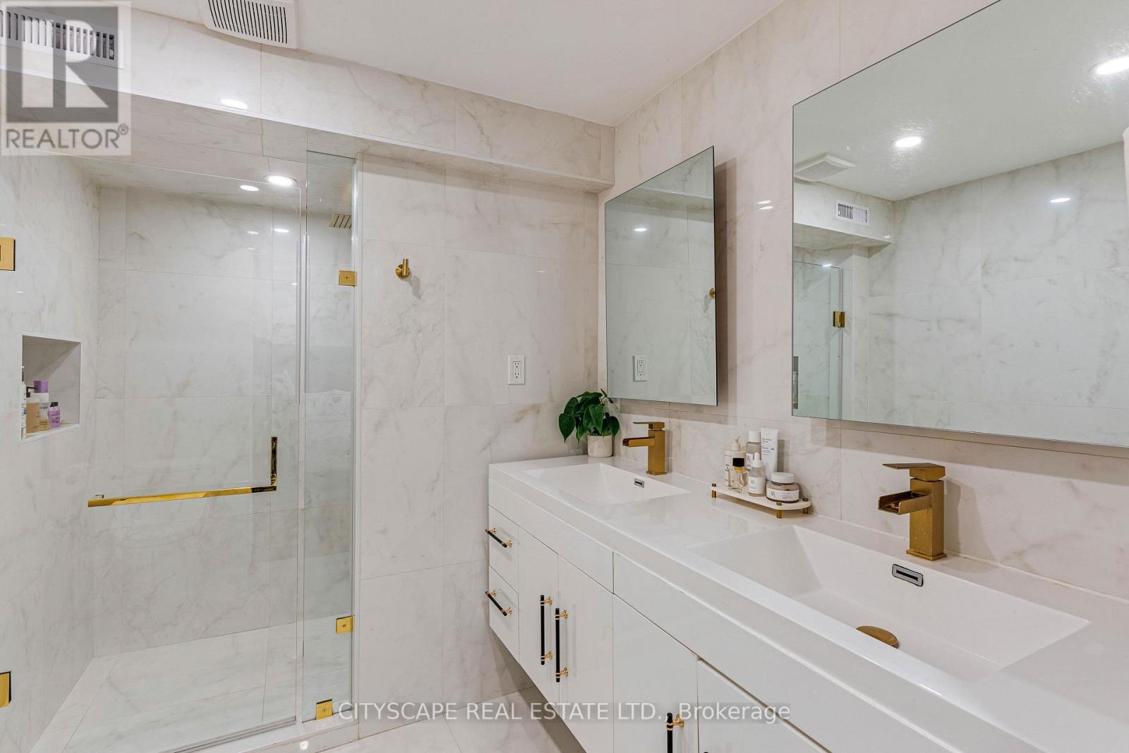 4582 Badminton Drive, Mississauga, Ontario  L5M 3H6 - Photo 44 - W13679362