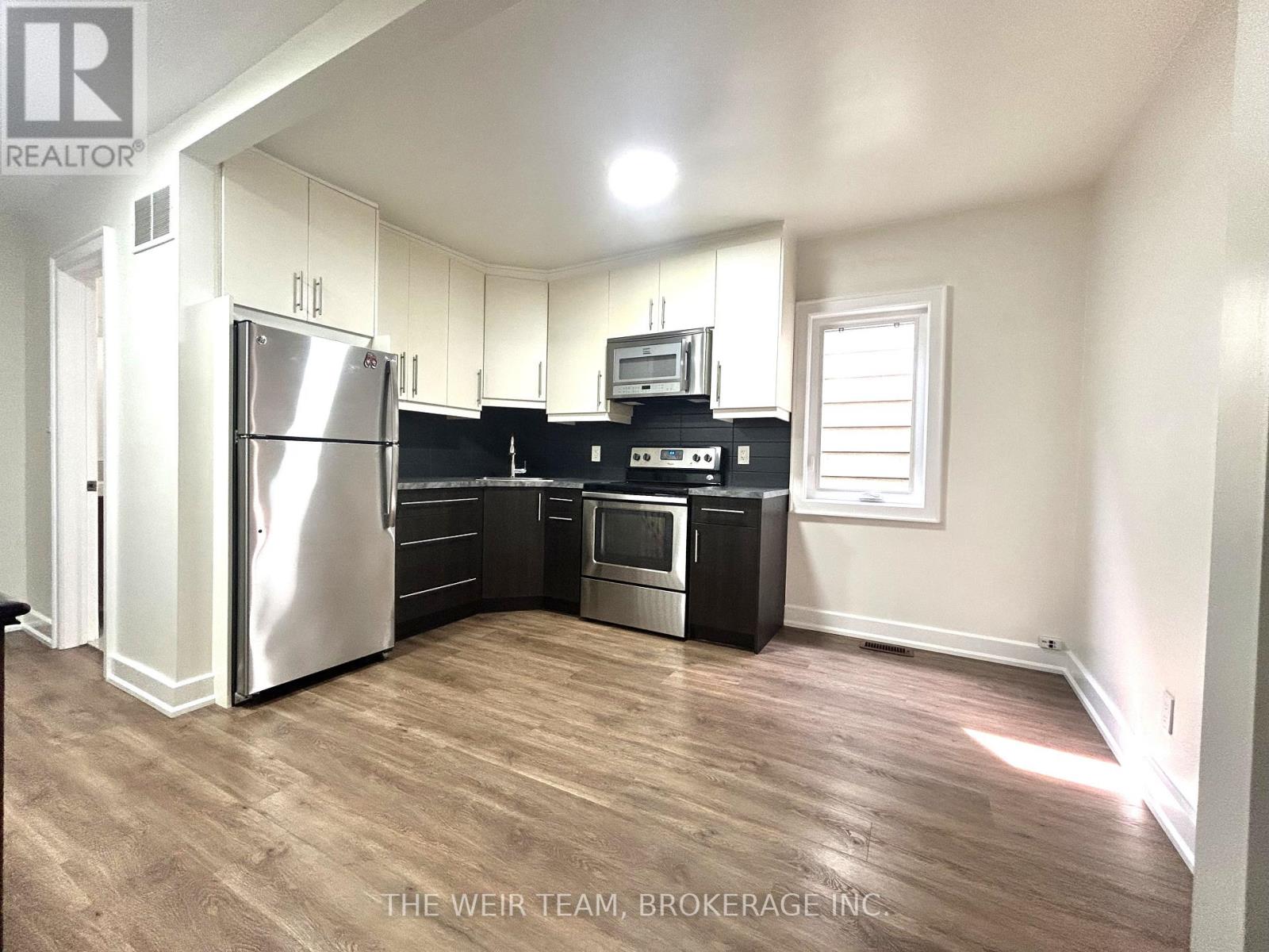 Upper - 35 Rushbrooke Avenue, Toronto, Ontario M4M 3A8 - Photo 4 - E13680030
