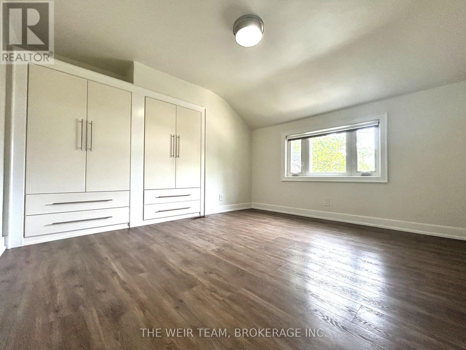 Upper - 35 Rushbrooke Avenue, Toronto, Ontario M4M 3A8 - Photo 6 - E13680030