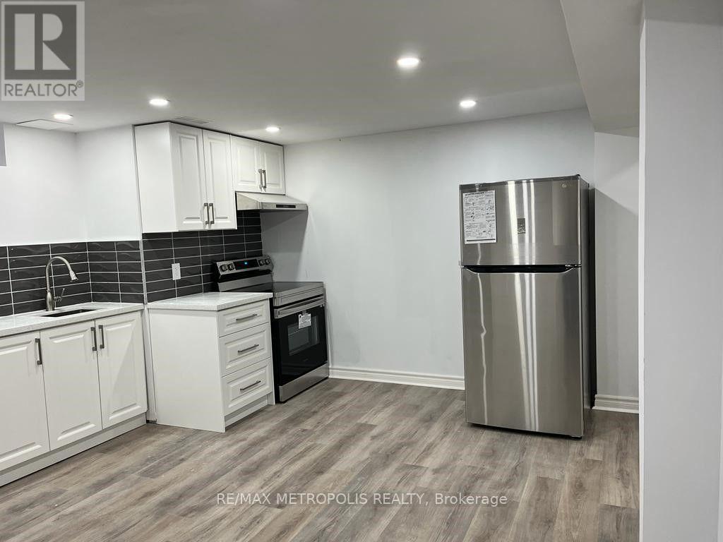 Basement - 16a Fletcher Avenue, Ajax, Ontario  L1Z 1H5 - Photo 4 - E13680032