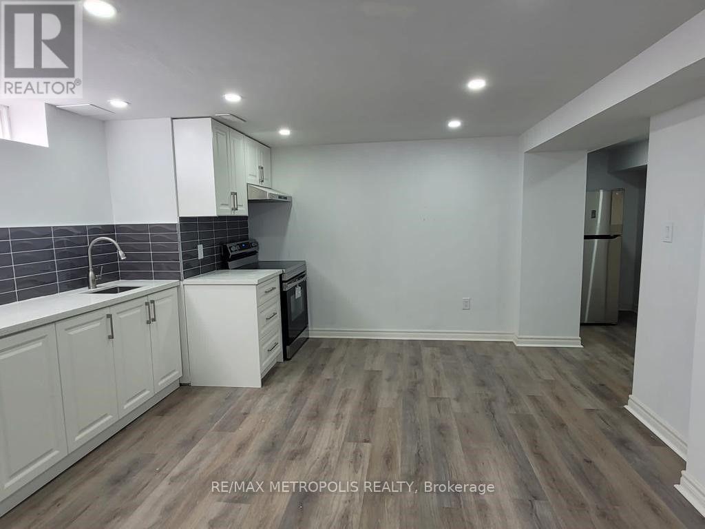 Basement - 16a Fletcher Avenue, Ajax, Ontario  L1Z 1H5 - Photo 6 - E13680032