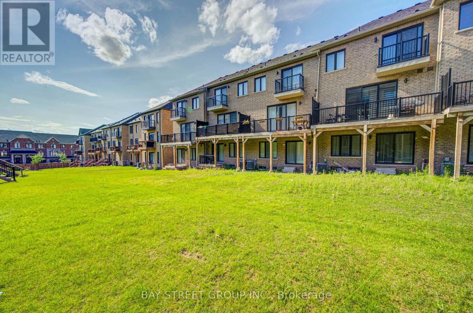 36 Elkington Crescent, Whitby, Ontario  L1P 0L7 - Photo 47 - E13680056