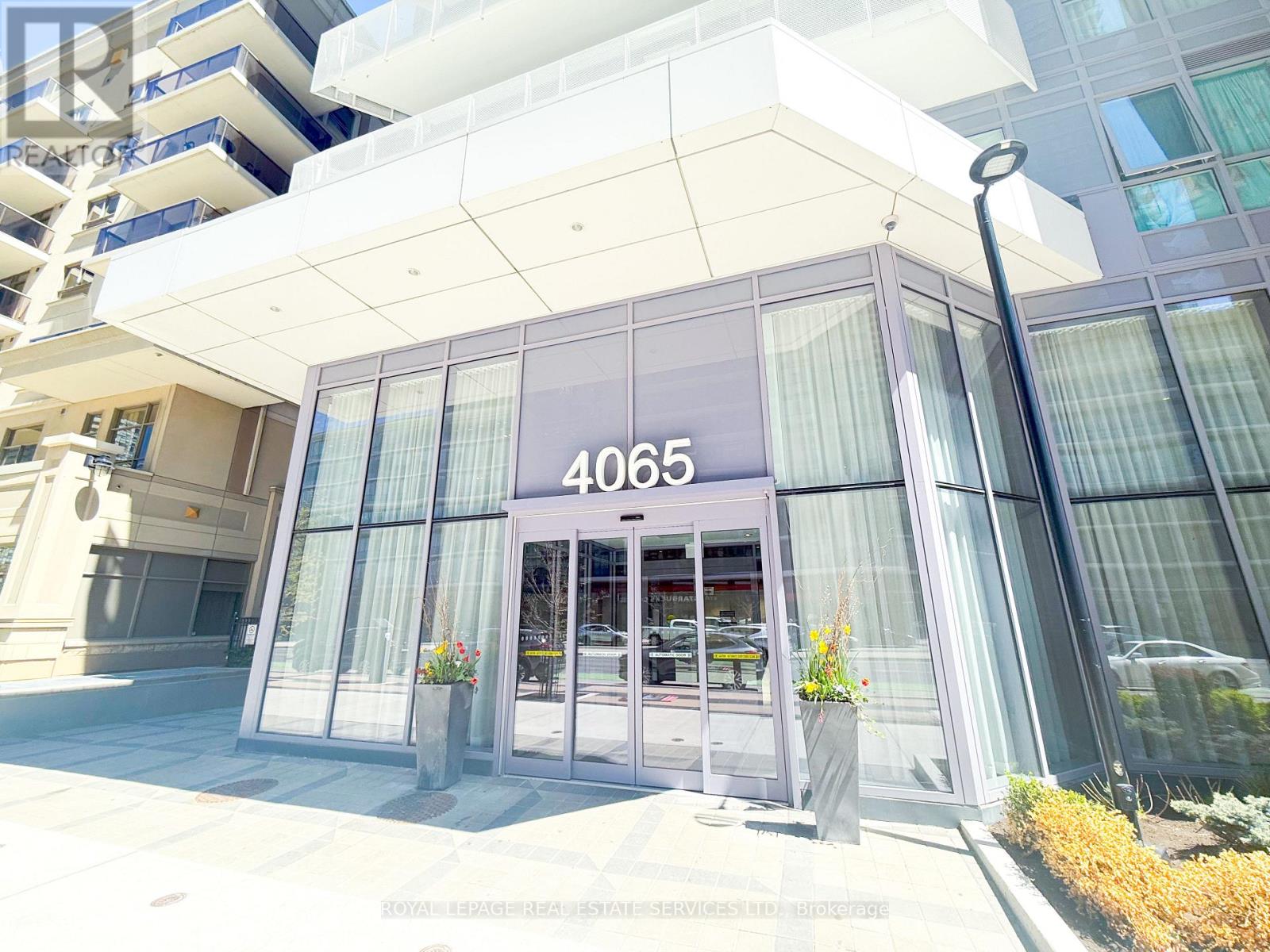 2312 - 4065 CONFEDERATION PARKWAY, Mississauga, Ontario