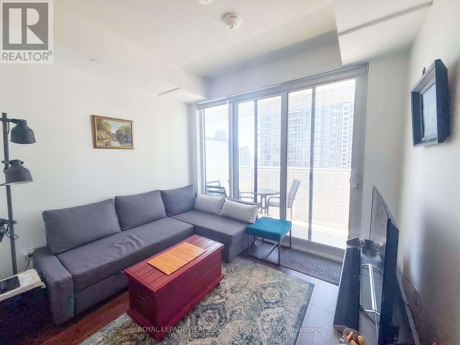 2312 - 4065 Confederation Parkway, Mississauga, Ontario L5B 0L4 - Photo 7 - W13680028