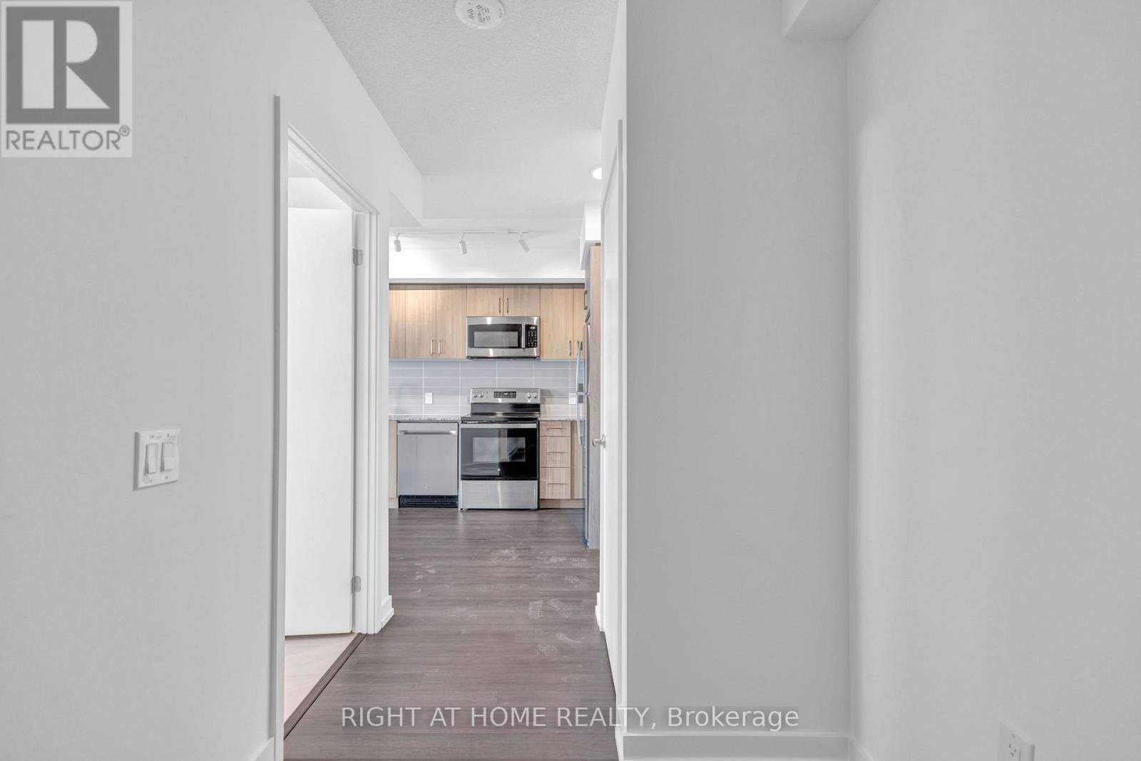 1501 - 4010 Eglinton Avenue W, Toronto, Ontario  M9A 0G5 - Photo 14 - W13678472