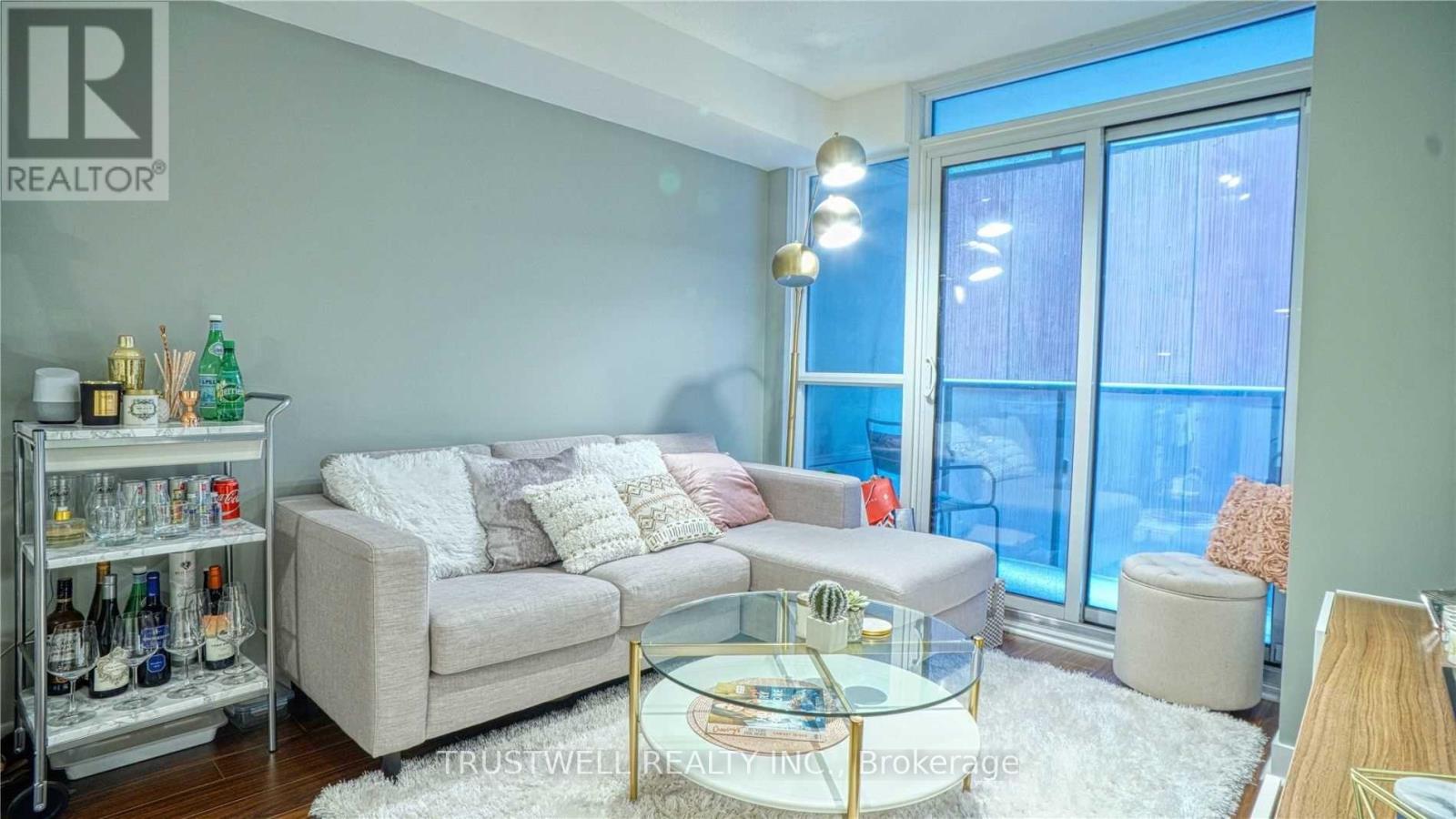 315 - 295 ADELAIDE STREET W, Toronto, Ontario