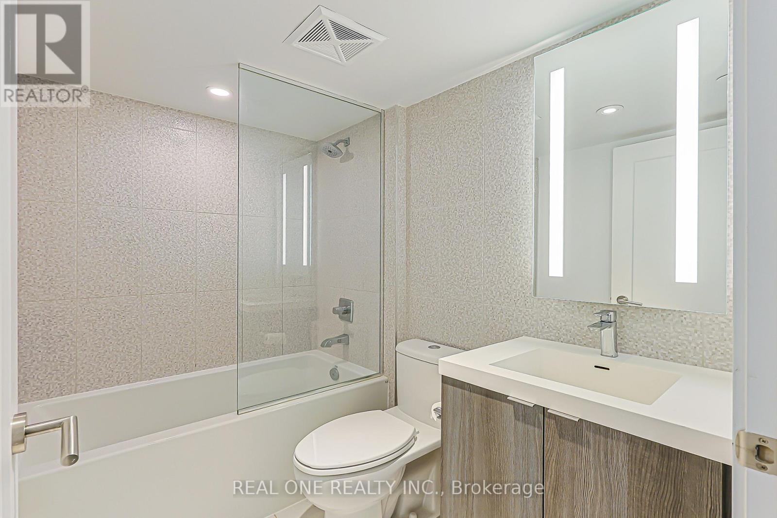 821 - 585 Bloor Street E, Toronto, Ontario  M4W 0B3 - Photo 30 - C13680082