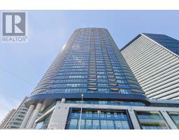 821 - 585 BLOOR STREET E, Toronto, Ontario
