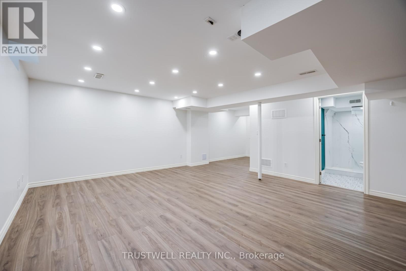 467 Pleasant Ridge Avenue, Vaughan, Ontario  L4J 8X2 - Photo 30 - N13680100