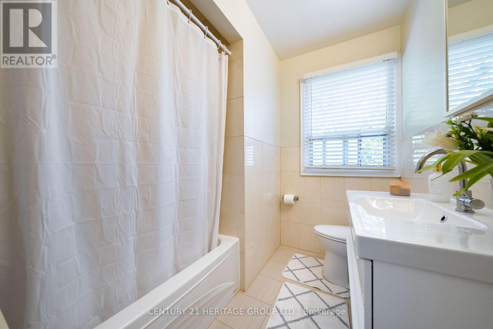 417 Paliser Crescent S, Richmond Hill, Ontario  L4C 1S2 - Photo 23 - N13680108
