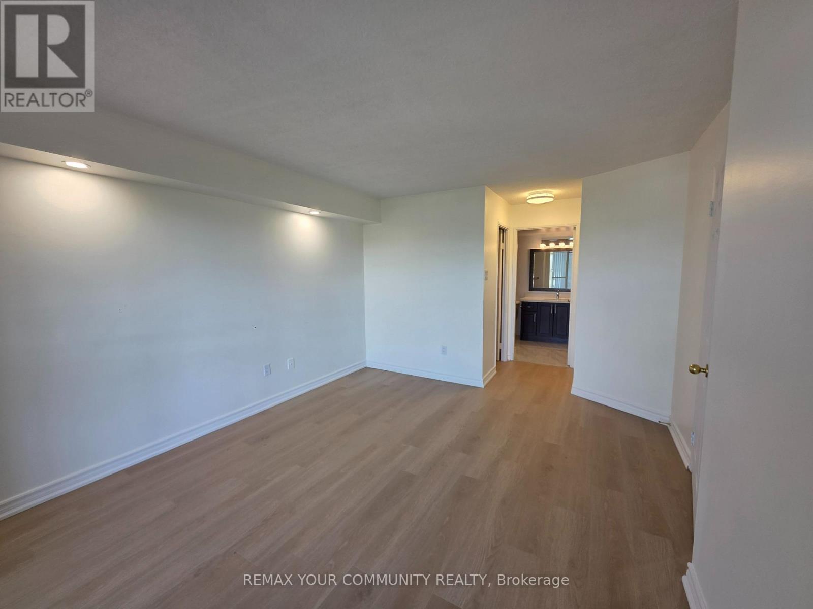 726 - 7825 Bayview Avenue, Markham, Ontario  L3T 7N2 - Photo 8 - N13680118