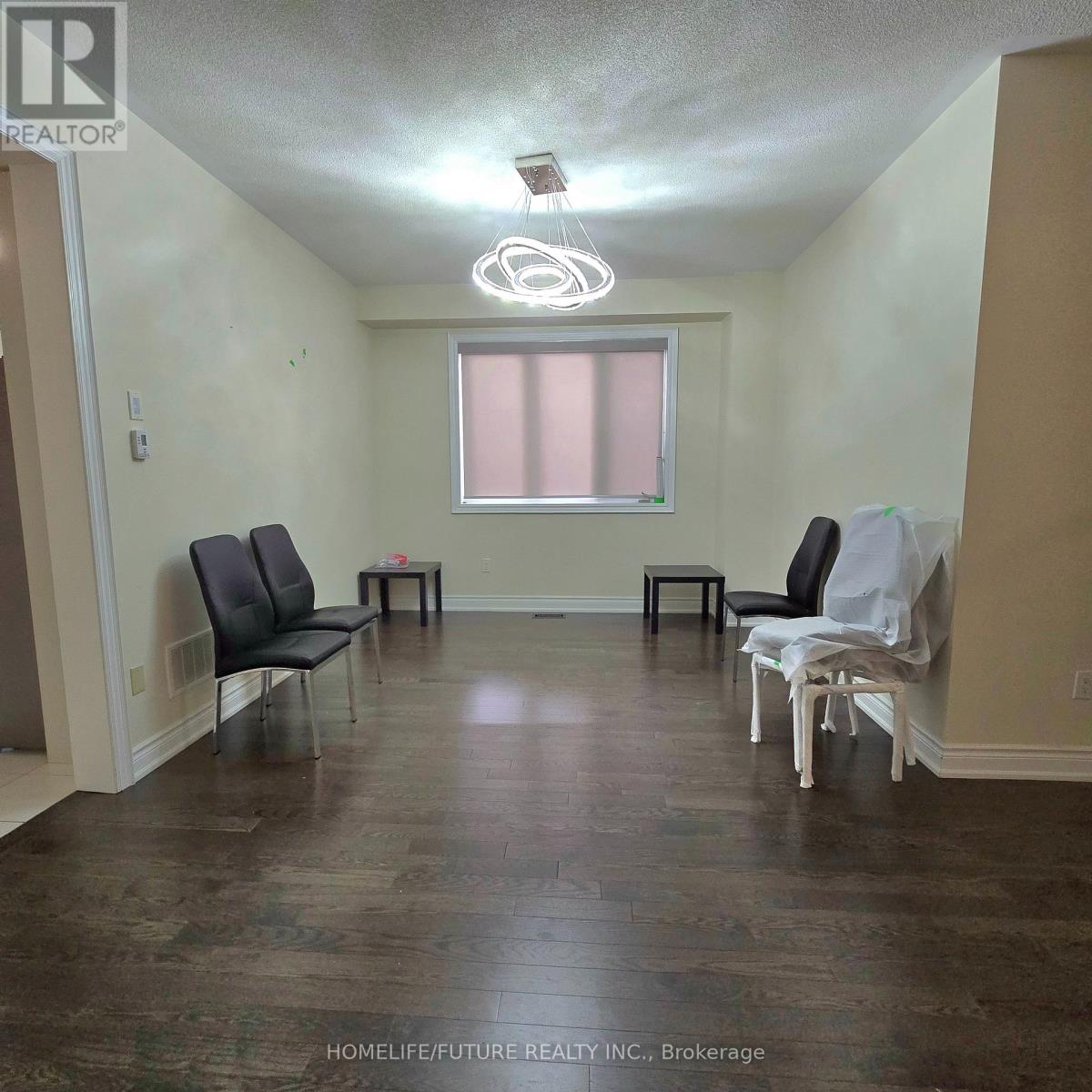Main - 396 Kirkham Drive, Markham, Ontario  L3S 0E4 - Photo 4 - N13680124