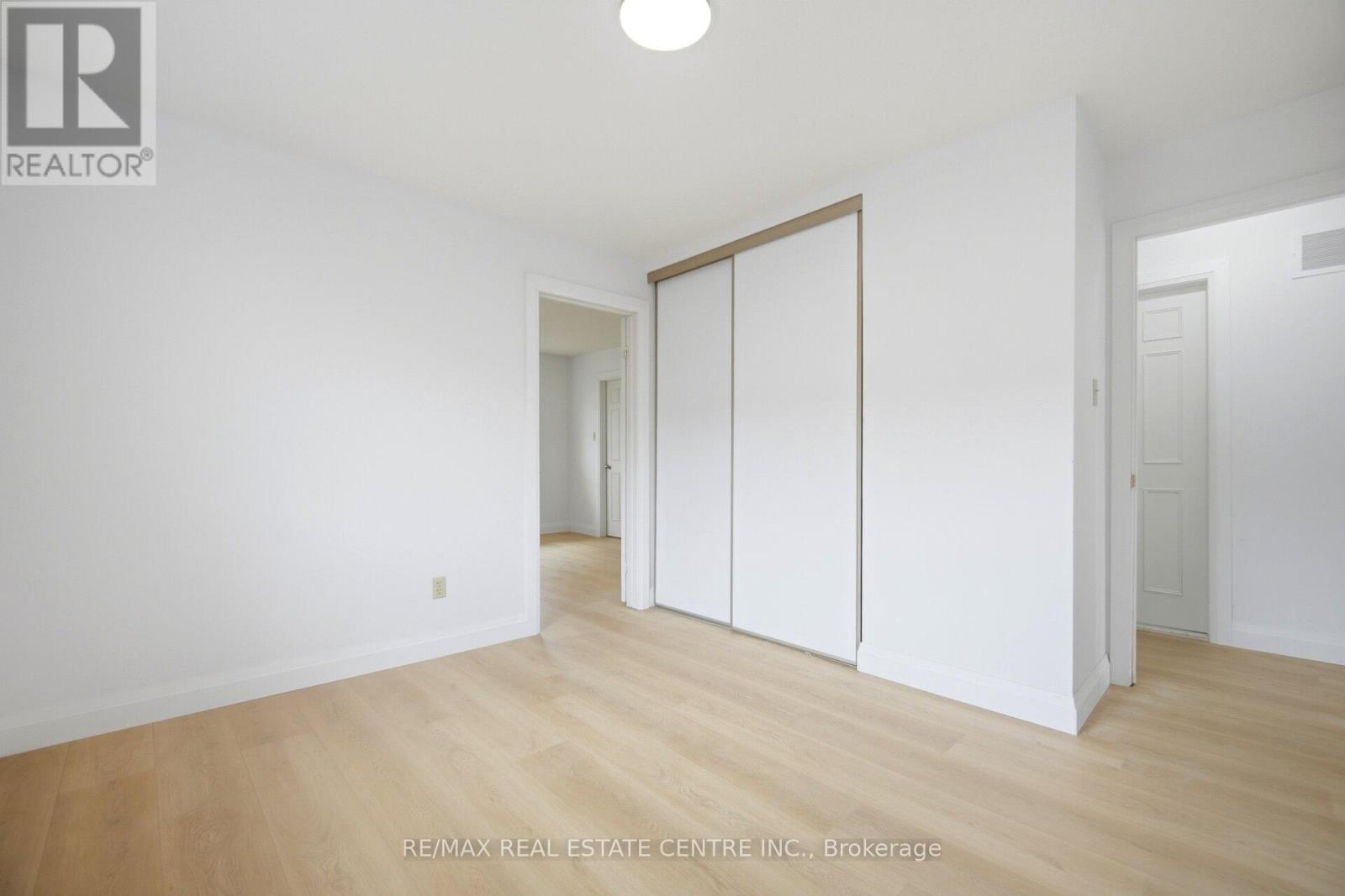 Main And 2nd - 4676 Owl Circle, Mississauga, Ontario  L4Z 2W6 - Photo 36 - W13680084