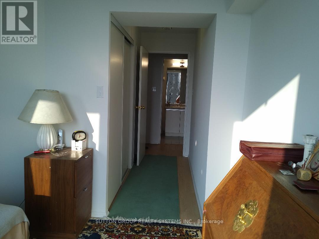 1610 - 3 Rowntree Road, Toronto, Ontario  M9V 5G8 - Photo 21 - W13680126