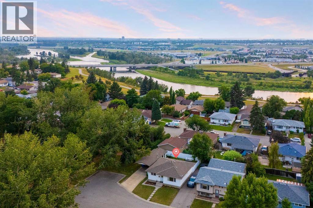 239 Lynnover Place SE, Calgary, Alberta  T2C 1L5 - Photo 1 - A2336066