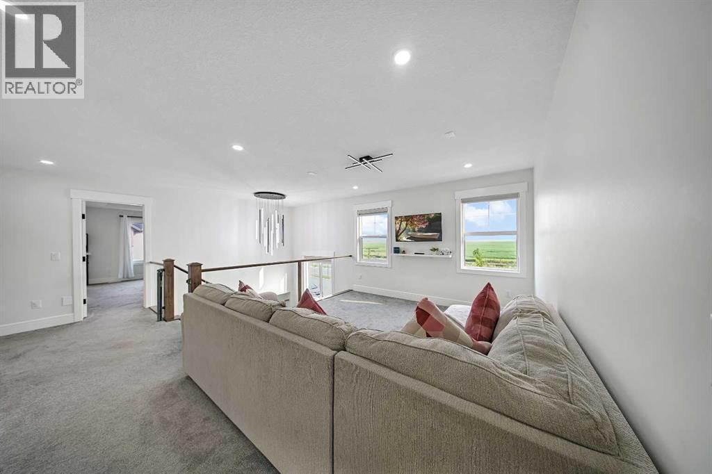 70 South Shore Bay, Chestermere, Alberta  T1X 2S1 - Photo 21 - A2336364