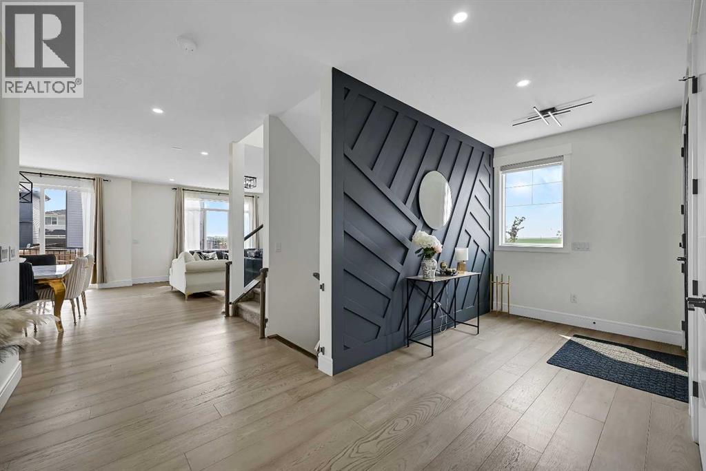 70 South Shore Bay, Chestermere, Alberta  T1X 2S1 - Photo 7 - A2336364