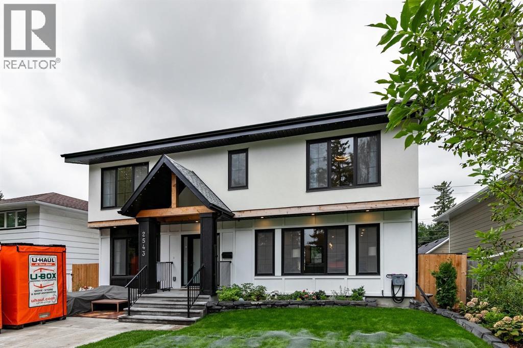 2543 Chicoutimi Drive NW, Calgary, Alberta