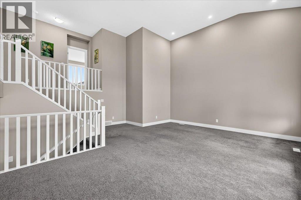 244 Carrington Crescent Nw, Calgary, Alberta  T3P 1R1 - Photo 18 - A2337368