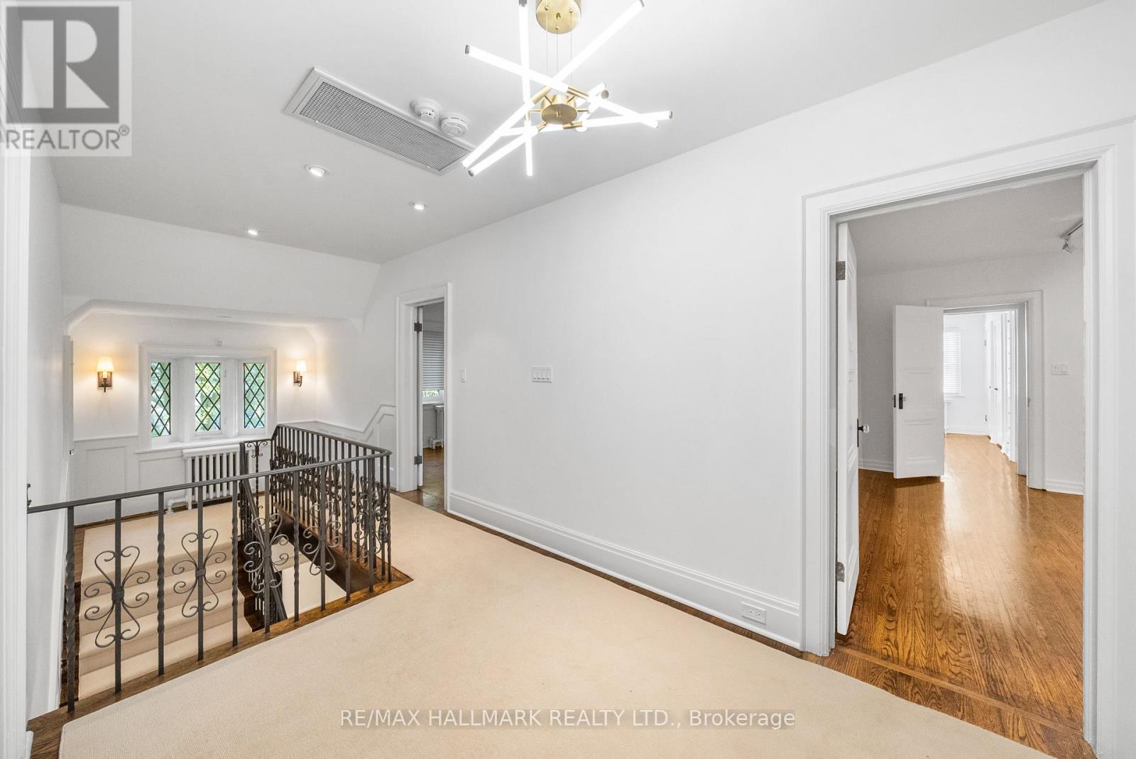 16 Elderwood Drive, Toronto, Ontario  M5P 1W5 - Photo 28 - C13680142