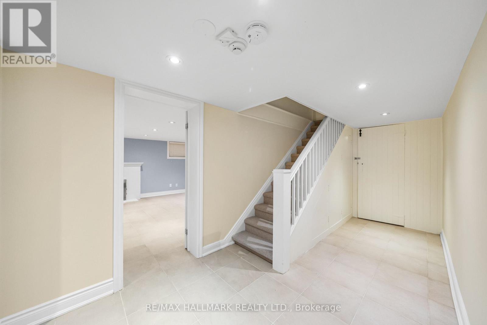 16 Elderwood Drive, Toronto, Ontario  M5P 1W5 - Photo 35 - C13680142