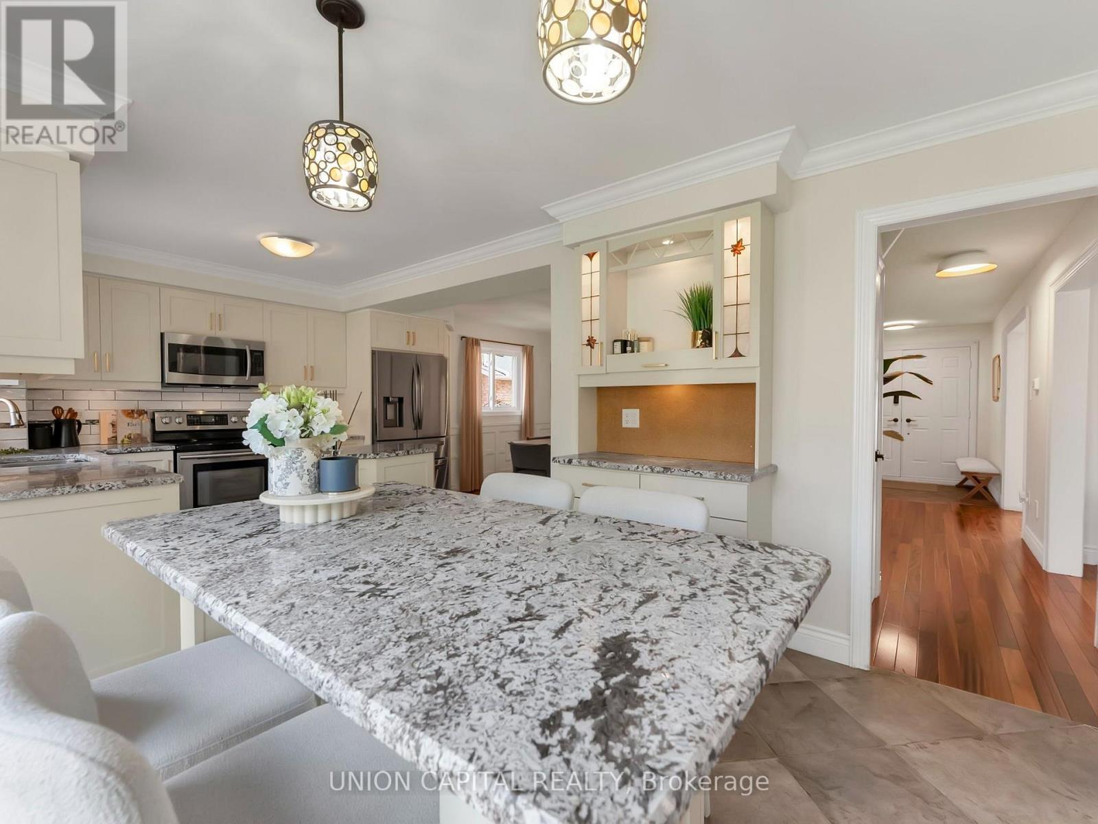 772 Pebble Court, Pickering, Ontario  L1V 3P3 - Photo 16 - E13680148