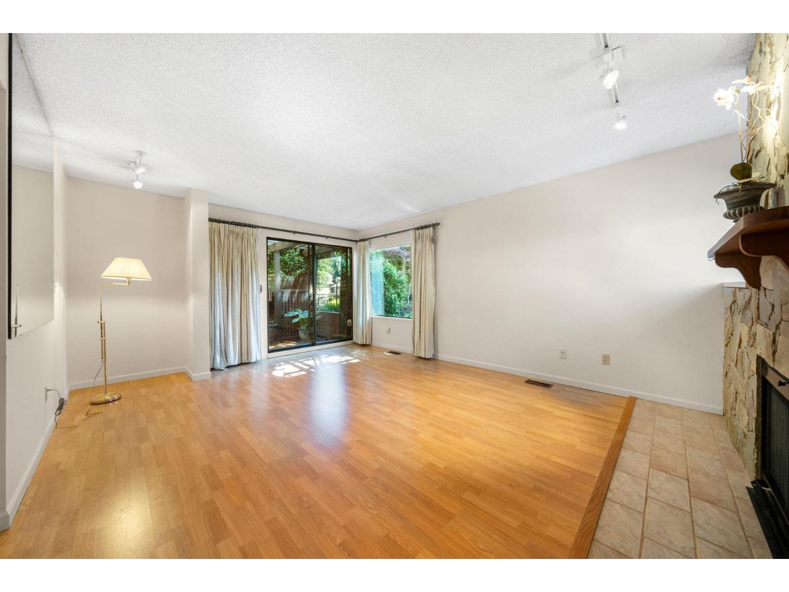 104 12749 16 Avenue, Surrey, British Columbia  V4A 1N2 - Photo 6 - R3135659