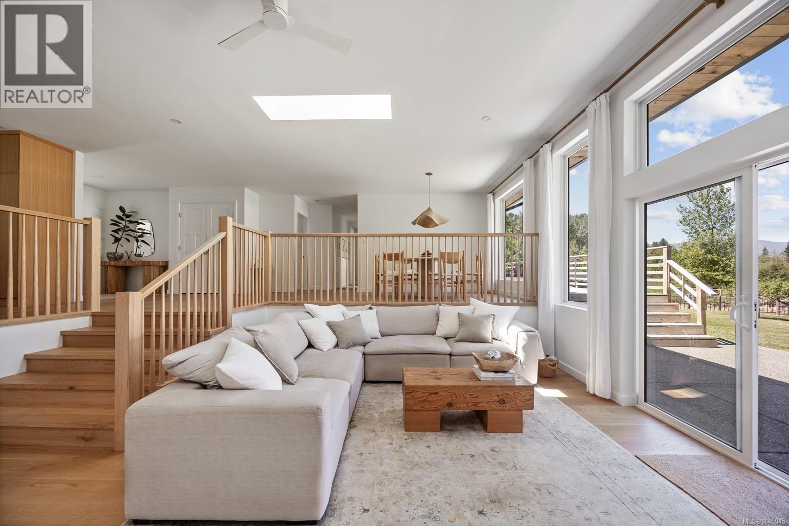 2925 Baird Rd, Courtenay, British Columbia  V9N 9N6 - Photo 25 - 1046945