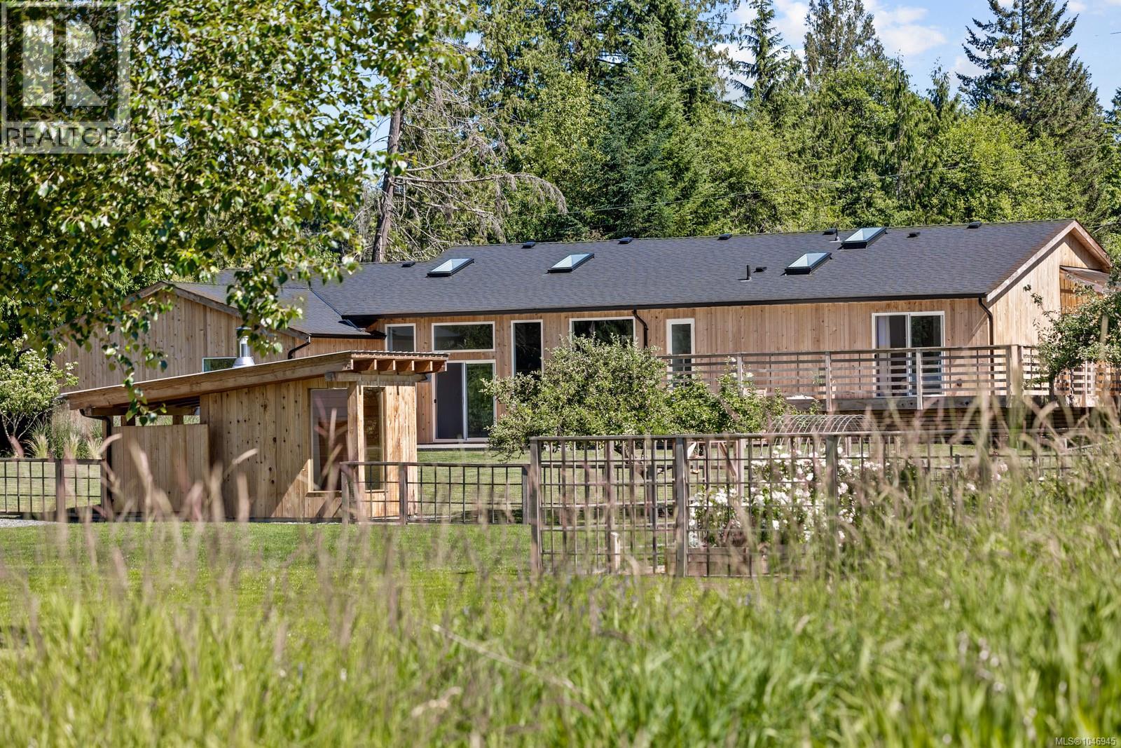 2925 Baird Rd, Courtenay, British Columbia  V9N 9N6 - Photo 47 - 1046945