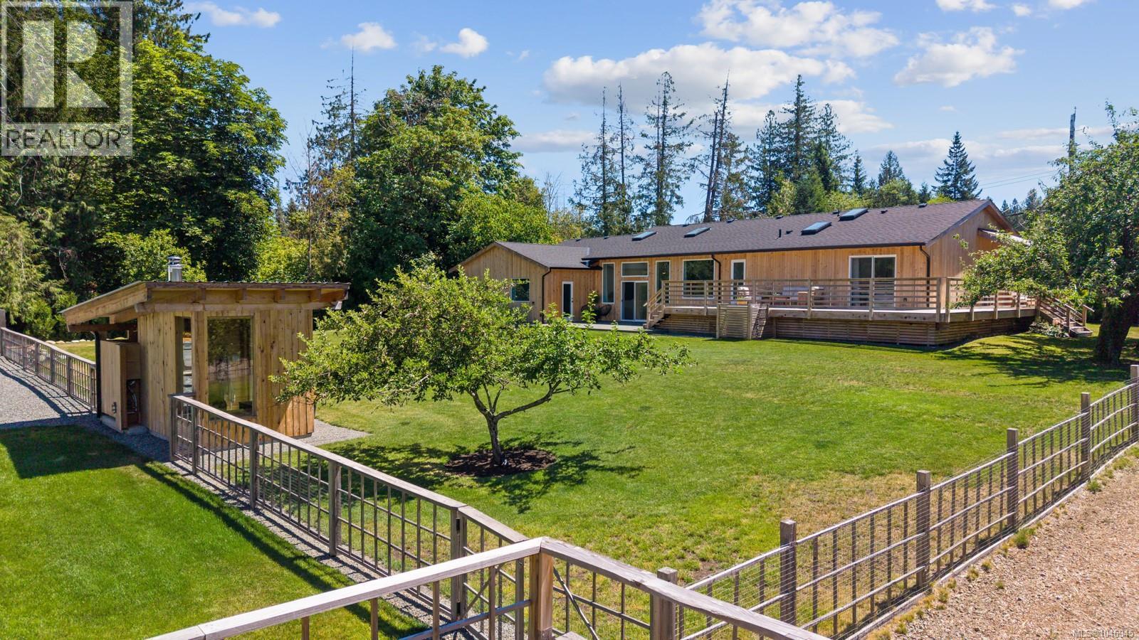 2925 Baird Rd, Courtenay, British Columbia  V9N 9N6 - Photo 74 - 1046945