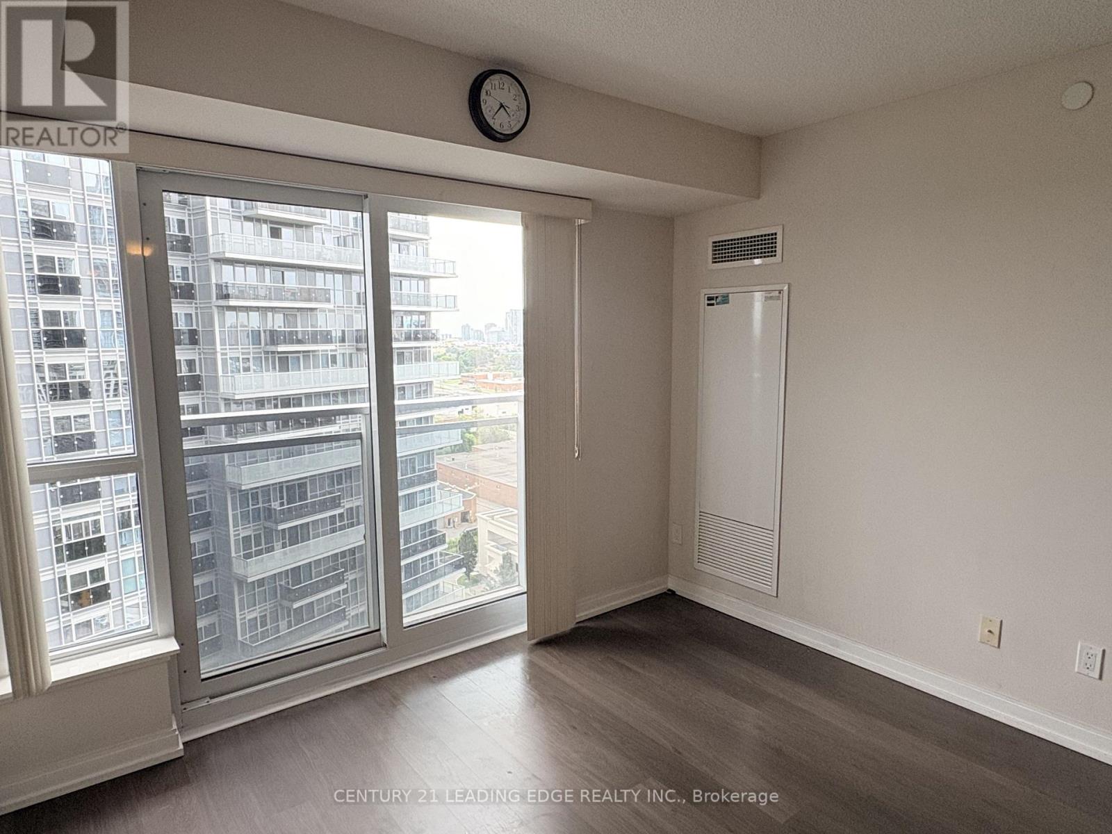 1401 - 255 Village Green Square, Toronto, Ontario  M1S 0L7 - Photo 11 - E13651686