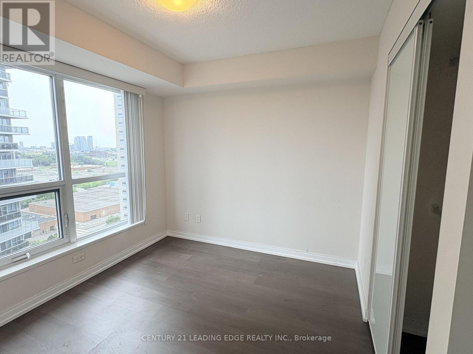 1401 - 255 Village Green Square, Toronto, Ontario  M1S 0L7 - Photo 15 - E13651686