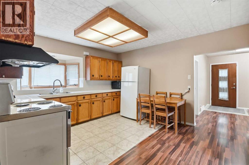 1832 43 Street Se, Calgary, Alberta  T2B 1G9 - Photo 7 - A2336833