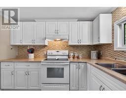81 - 5263 ELLIOTT SIDE ROAD, tay, Ontario