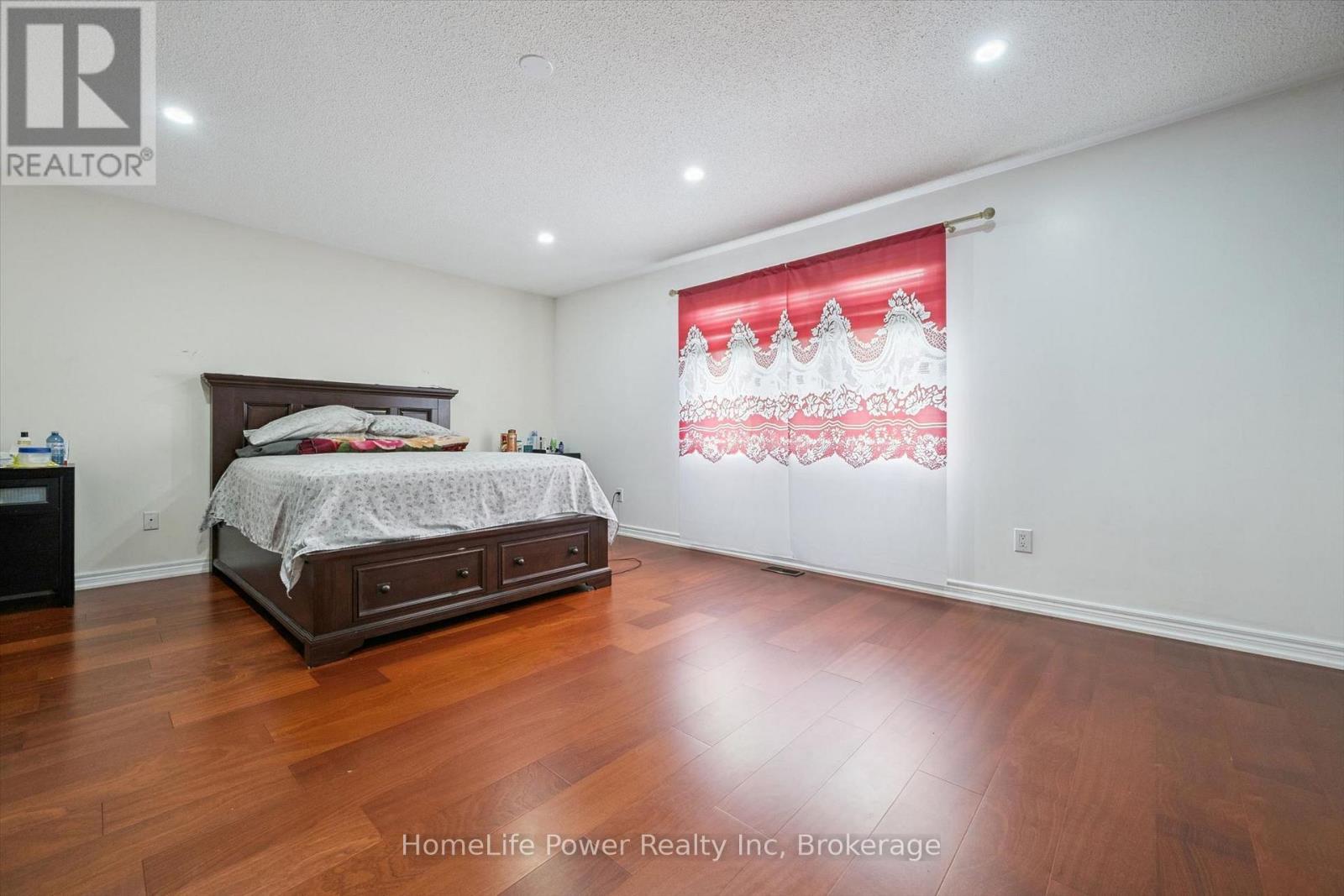 15 Lucky Lane, Brampton (Sandringham-Wellington), Ontario  L6R 3M3 - Photo 21 - W13680156