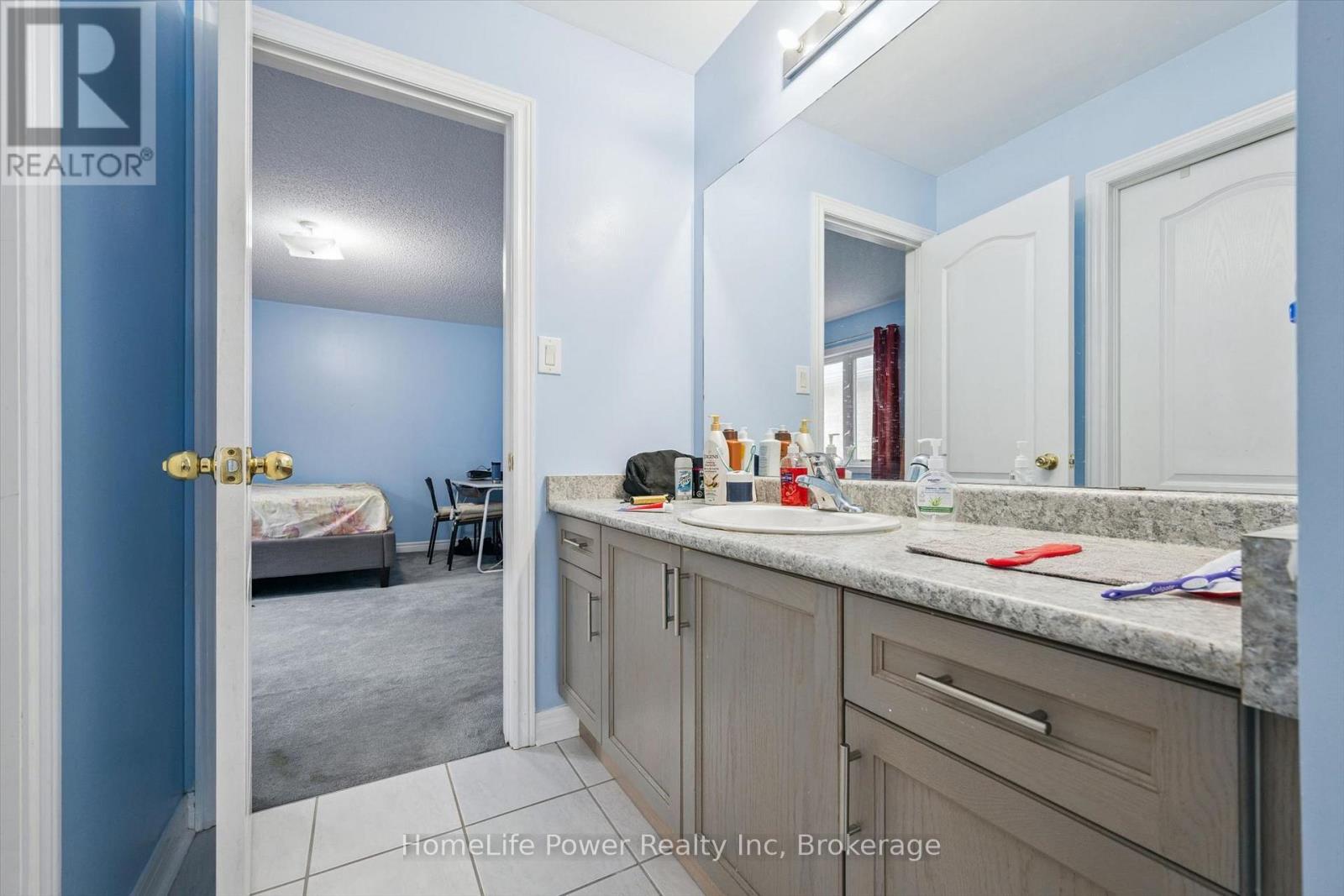 15 Lucky Lane, Brampton (Sandringham-Wellington), Ontario  L6R 3M3 - Photo 33 - W13680156